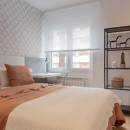 Room4You By Asturias Holidays Овиедо Екстериор снимка