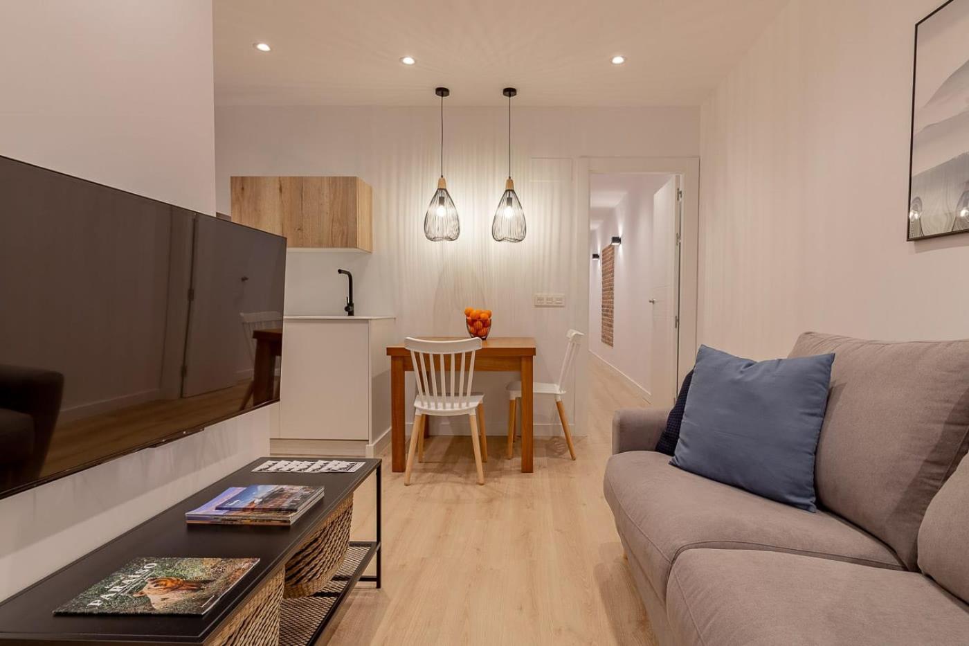 Room4You By Asturias Holidays Овиедо Екстериор снимка