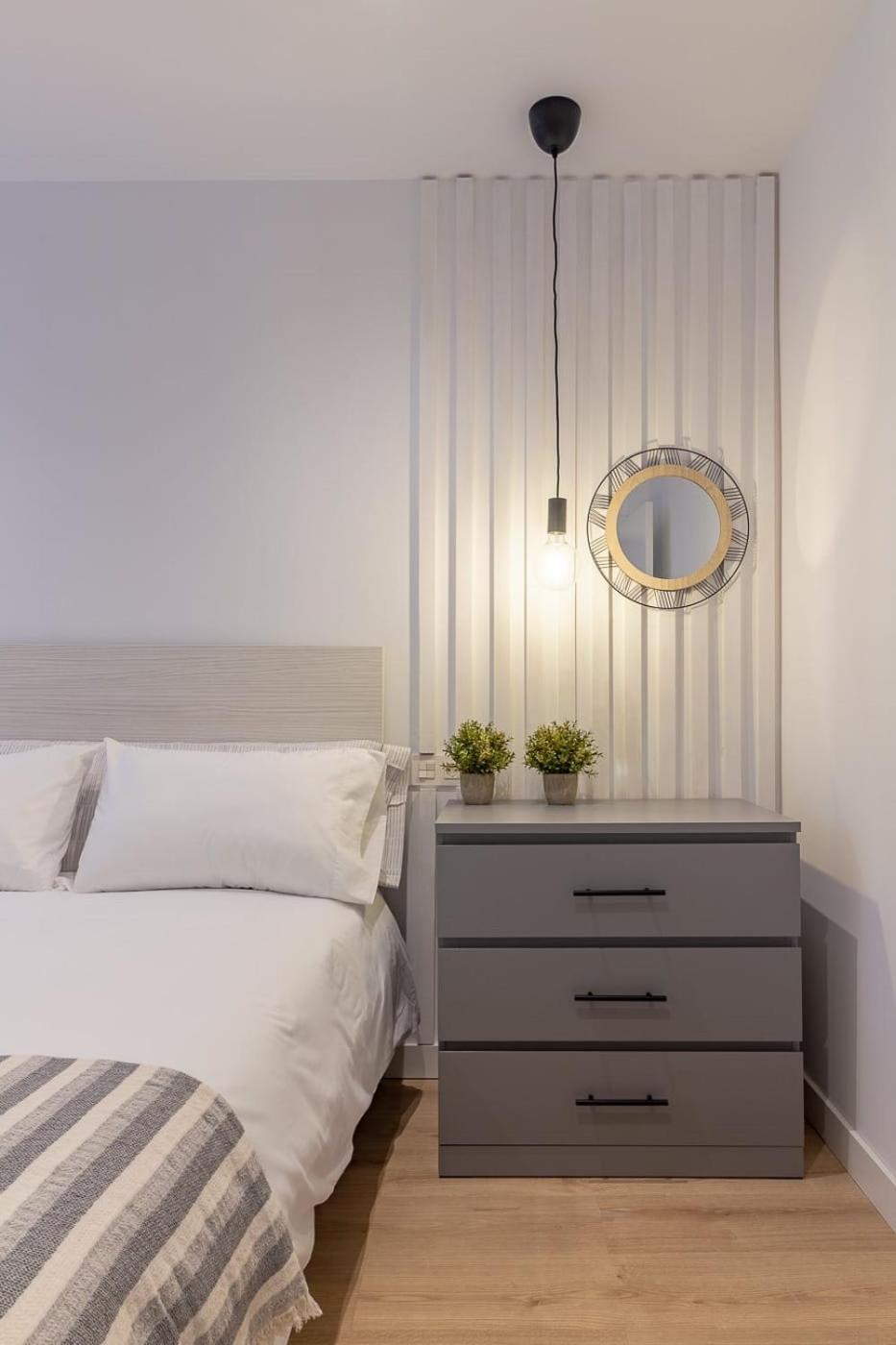 Room4You By Asturias Holidays Овиедо Екстериор снимка